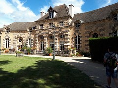 2017 Chateau Savigny-lès-Beaune, France