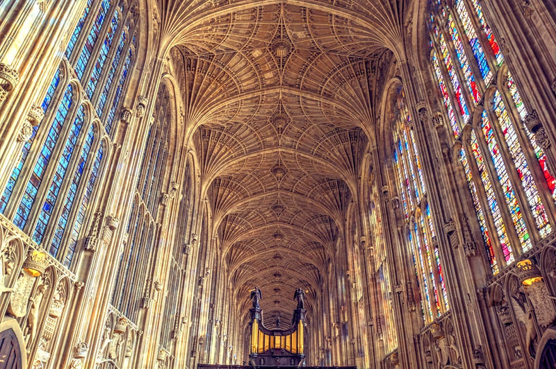 King's College Chapel Fan Ceiling and Stained Glass. Credit Scudamore’s Punting Cambridge
