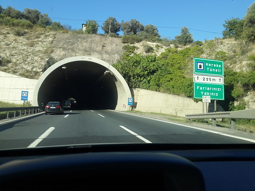 Isztambul-Ankara autópálya + egy alagút