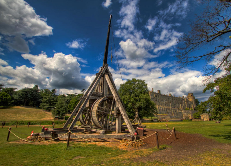 The Trebuchet at Warwick Castle. Credit Dave White, flickr