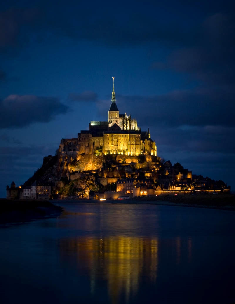 Le Mont St. Michel by night. Credit William Warby