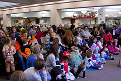 Kids Halloween Celebration Palatine Public Library 10-31-17