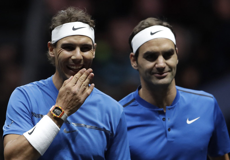 Rafael Nadal（圖左）與Roger Federer在場內場外是亦敵亦友的關係。（達志影像資料照）