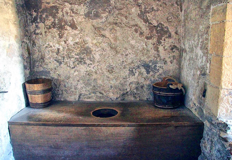 Medieval Indoor toilet system in Dover Castle. Credit Karen Roe
