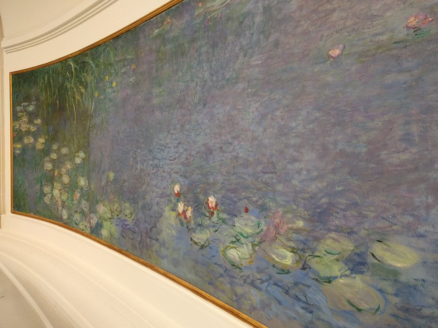 Monet water lilies @ Musée de l'Orangerie