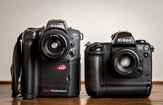Kodak DCS 330 (1999) / Nikon D1 (1999-2000)