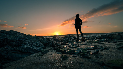 Staring at sunset - Skerries, Ireland - Color street photography