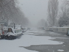 Heavy snow makes London beautiful 3