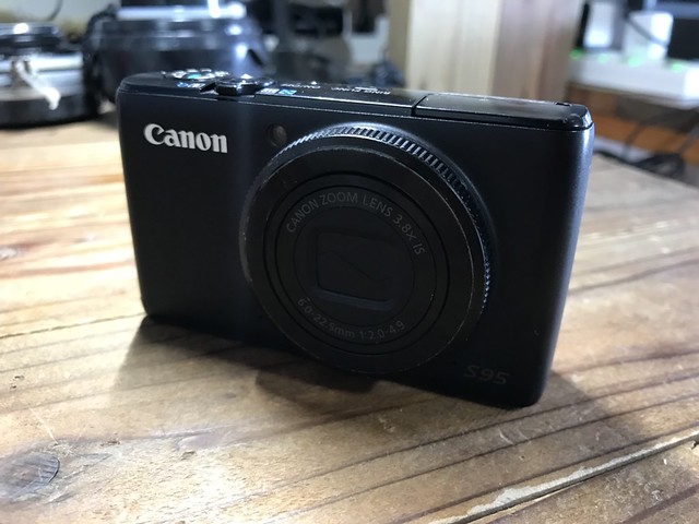 Canon S95 I