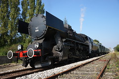 Railway steam train / Train à vapeur