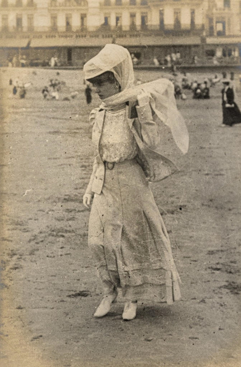 On the beach in Ostende, Belgium, 1906