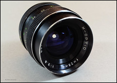 M-Optic 1:2.8 28mm Lens