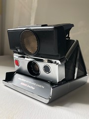 Polaroid SX-70 LAND CAMERA