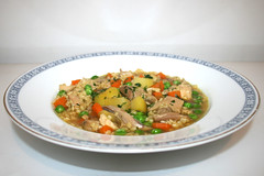 Chicken Soup with noodles / Hühnersuppe mit Nudeln