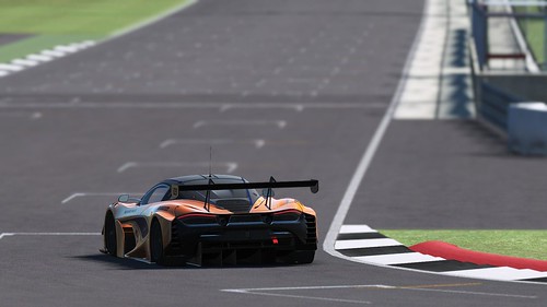 rF2 McLaren 720s GT3 Rear