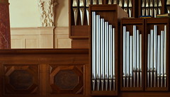 Churches and Organs / Kirchen und Orgeln