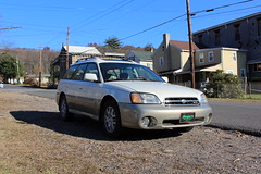 Past Car 2001 Subaru Outback H6 3.0