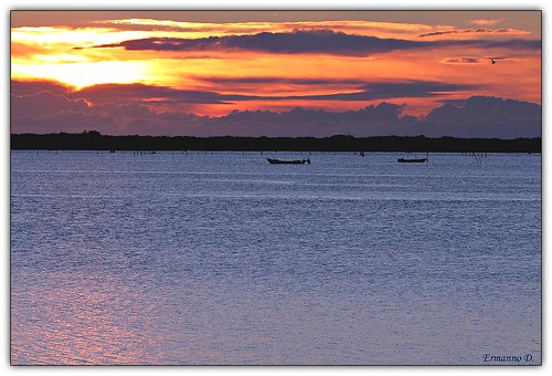 alba barche cielo laguna sole acqua rosso nubi albarella pescatori