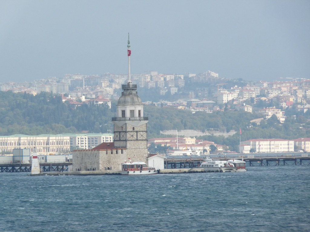 Istanbul : Bosphore, Corne d'Or,Marmara et îles