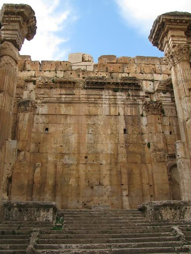 lebanon temple ruins valley baalbeck baalbek bekaa