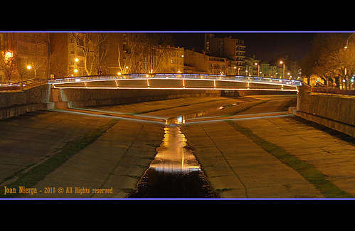 christmas bridge winter reflection luz water rio architecture night canon river puente navidad noche spain agua girona explore reflejo nocturna pont puentes invierno catalunya nocturnas nadal hivern onyar supershot isawyoufirst theunforgetablepictures catlunyahdr