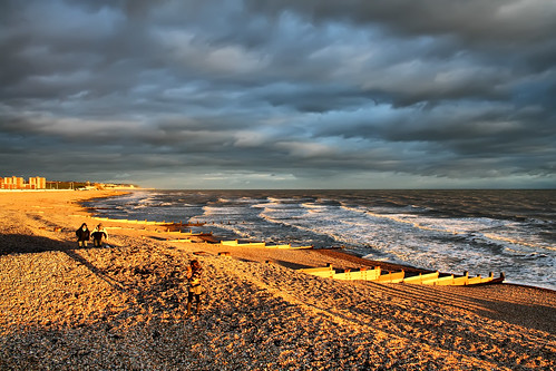 family sea beach clouds golden waves shingle eveninglight bexhill larigan phamilton