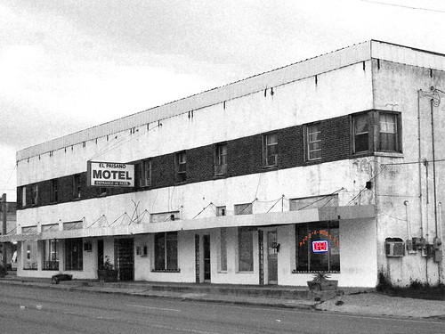 old bw hotel motel hwy oldbuilding 81 elpaisano pearsall pizzaghetti