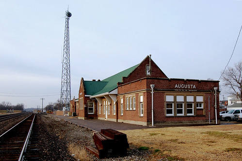 railroad station kansas depot butlercounty thesantafe atchisontopekasantaferr burlingtonnorthernsantafery