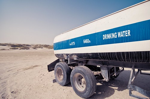 travel blue sky water digital truck geotagged sand nikon asia tank desert outdoor wheels distance qatar lightroom d300 christiansenger:year=2010