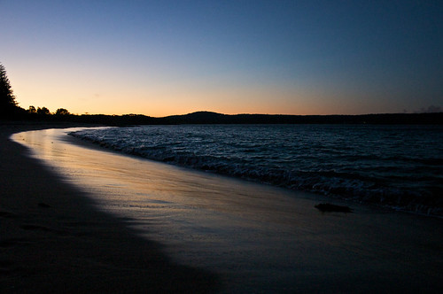 sunset beach glow shimmer murramarang southdurras