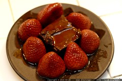 steamed strawberries on a moosewood chocolate brownie 