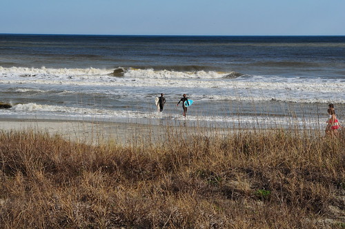 beach water waves southcarolina surfers isleofpalms