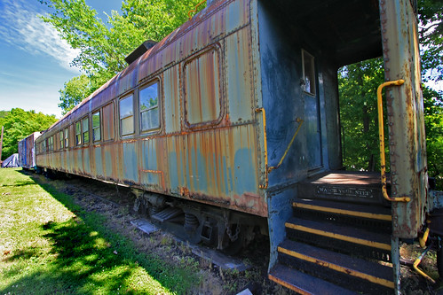 train rust pullmancar shelburnetrolleymuseum despiteflickrmapsinsistancethisisactuallyinbucklandma