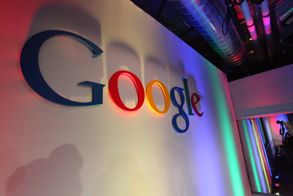 Google Logo in Building43 von Robert Scoble