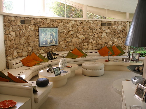 Elvis' Honeymoon Hideaway Sunken Living Room