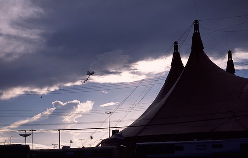 brazil sky kite zeiss landscape circus places tent contax wires bigtop tocantins portonacional flickrcollections
