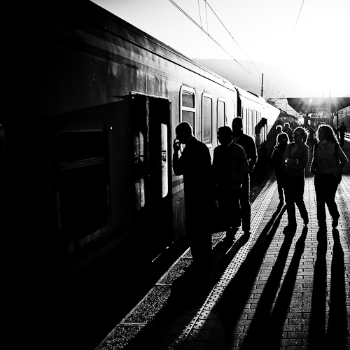 shadow people sun station silhouette train prato dubliner portaalserraglio