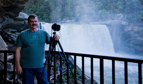 portrait man water landscape person waterfall kentucky jim 1022mm cumberlandfalls 40d