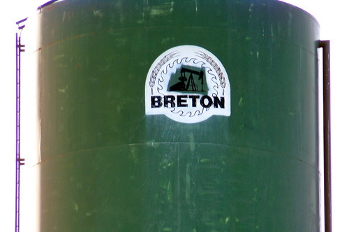 canada color colour green sign afternoon watertower ab alberta prairie breton 2010 canadagood brazeaucounty thisdecade