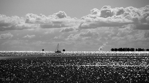 blackandwhite water clouds boat lakeerie finepix sail fujifilm 169 s700 s5700
