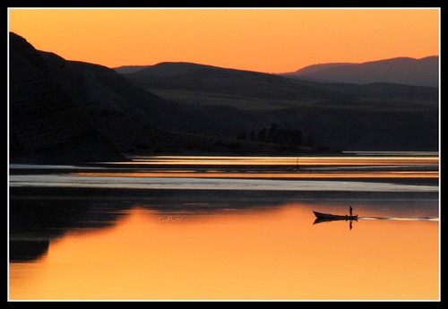 sunset orange lake reflection print boat motor ankara iz tekne kayık nallıhan waterprint saariysqualitypictures tayfunkeçecioğlu