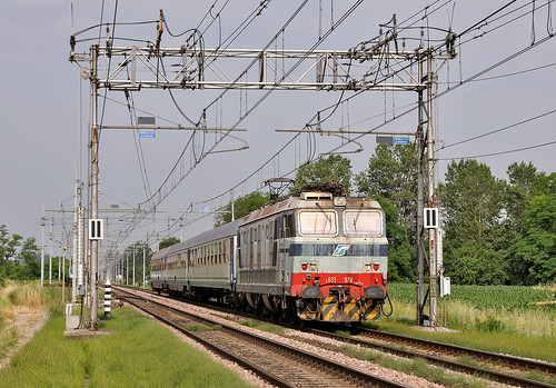railroad railway trains bahn lombardia tigre mau ferrovia treni pavese e633 nikond90 alpc e633070 r20379