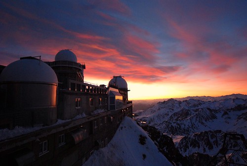 pink winter sky cloud sun mountain snow france building sunrise pic observatory telescope dome astronomy midi pyrenees bigorre picdumididebigorre pascalpetit
