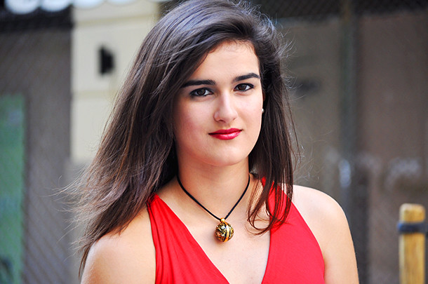 valencia something fashion blogger spain influencer streetstyle red modcloth maxi dress