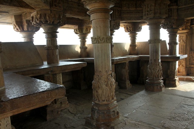 sas bahu temple gwalior fort