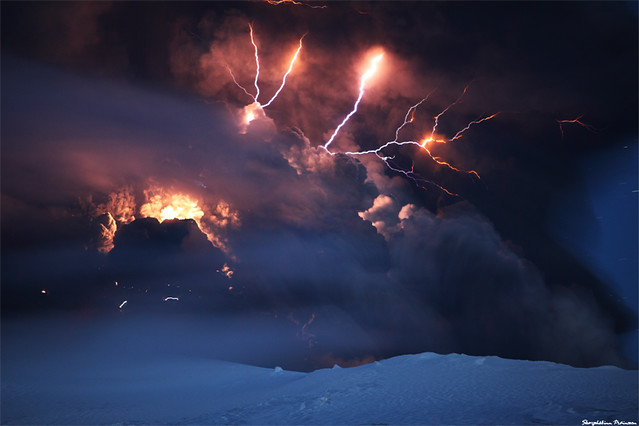 Cracks of Doom - Eyjafjallajökull Volcano Eruptions