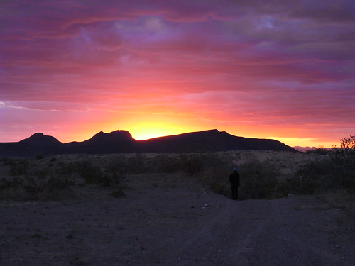 sunset geotagged desert geo:lat=3411782057 geo:lon=11412370257