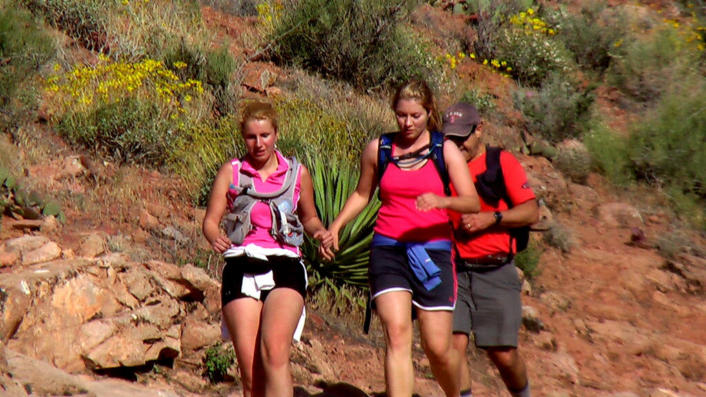 trail runners in the Grand Canyon