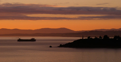 sunrise ship tasmania devonport searoad boatroro