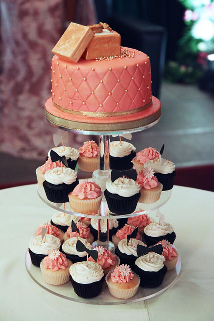 Rose Gold Cake and Cupcakes Display by Venessa Anchan of Félicitations